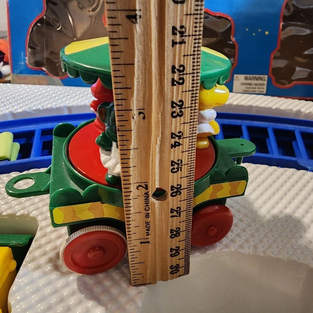 Vintage Peek-A-Babe Battery Operated Musical Circus Train READ DESCRIPTION‎